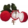 Chapelet dans une rose